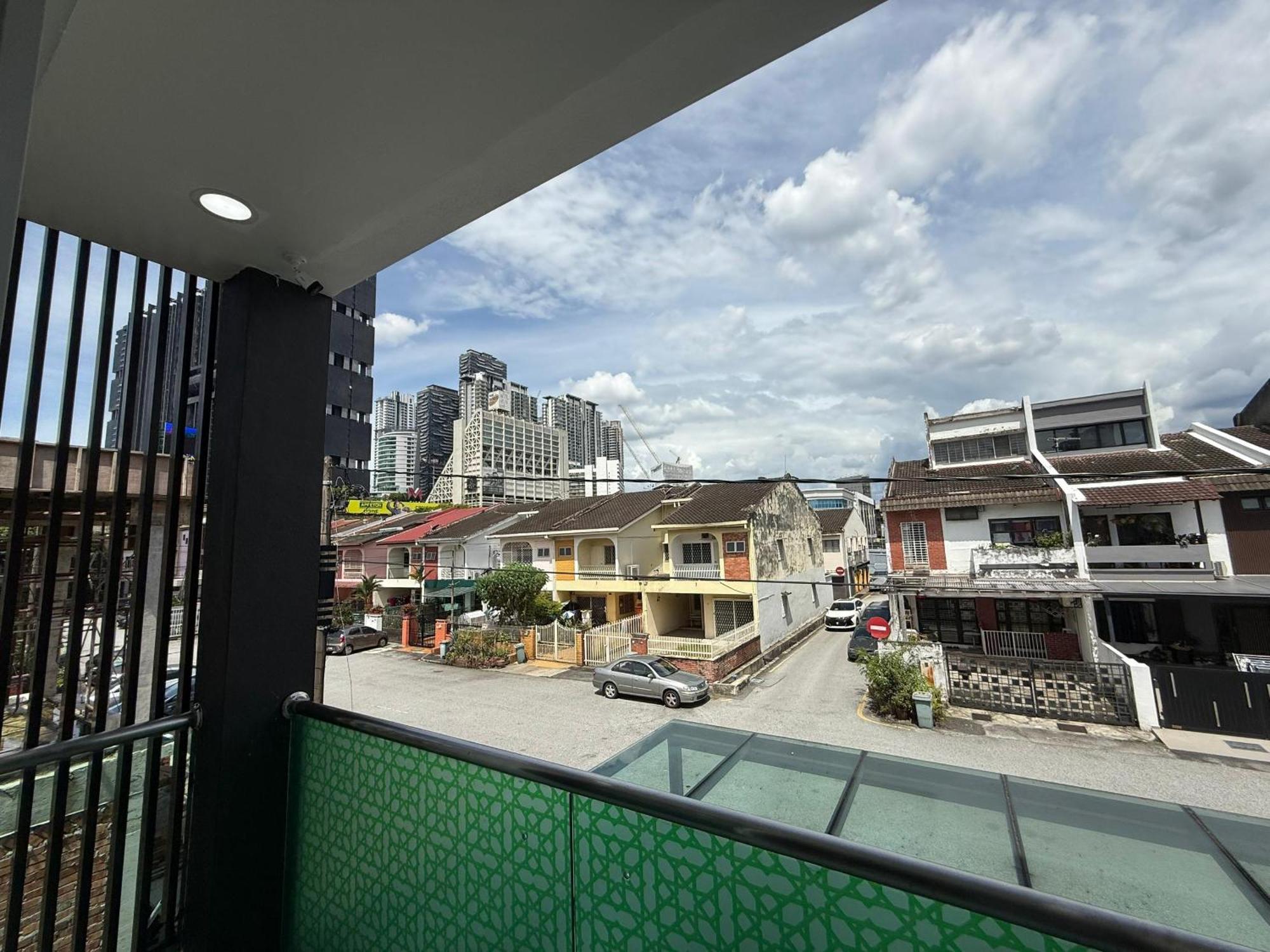Prime Suite At Ampang - Individual Private Rooms Kuala Lumpur Exterior foto